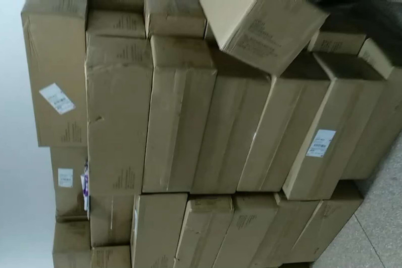 等待發(fā)貨的尚科滅蚊燈